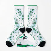 Lucky Green Sneaker Match Socks ā Wmns Air Jordan 5 Retro Lucky Green Inspired Mid-Calf Crew Socks Unisex